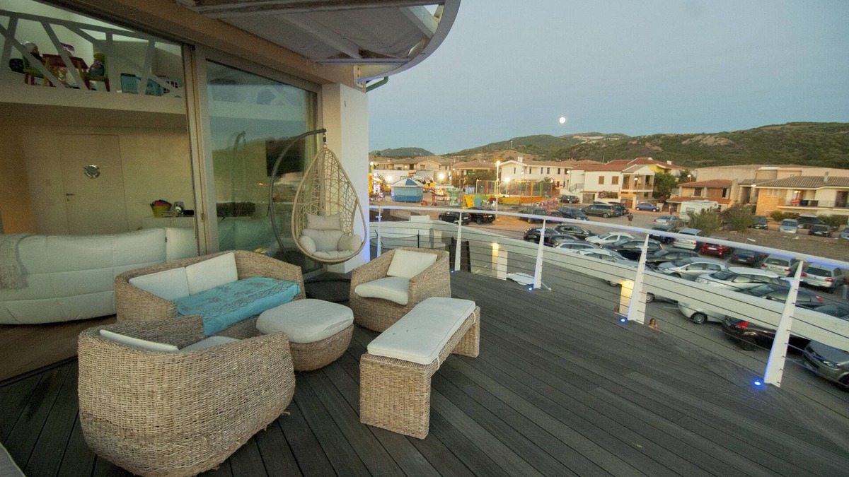 Trinita d'Agultu e Vignola House | penthouse with sea view in a luxury beachfront villa in IsolaRossa