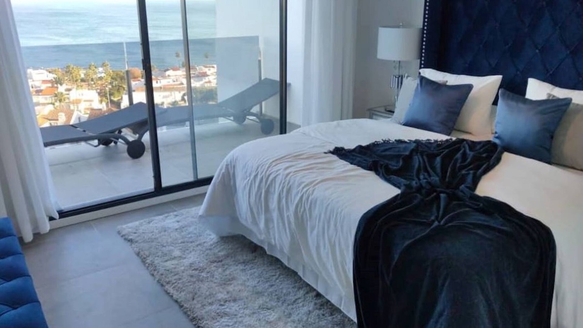 Manilva Apartment | Penthouse with stunning sea views-ideal for remote working