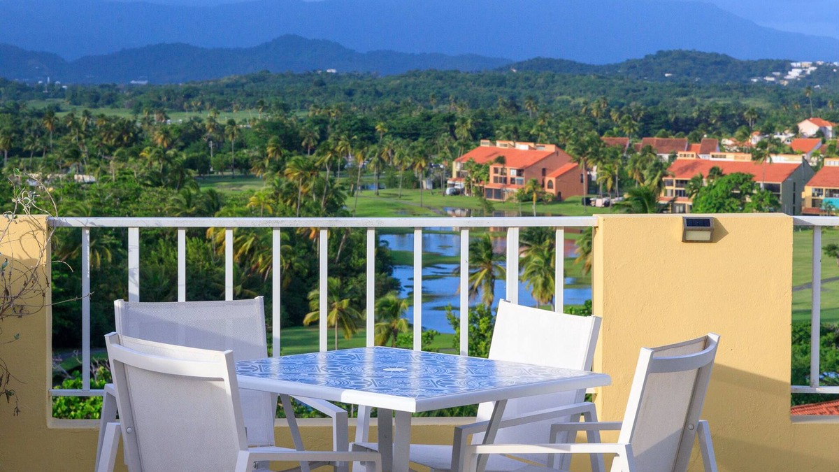 Candelero Abajo Condo | Penthouse with Unobstructed and Breathtaking Panoramic Views (407)