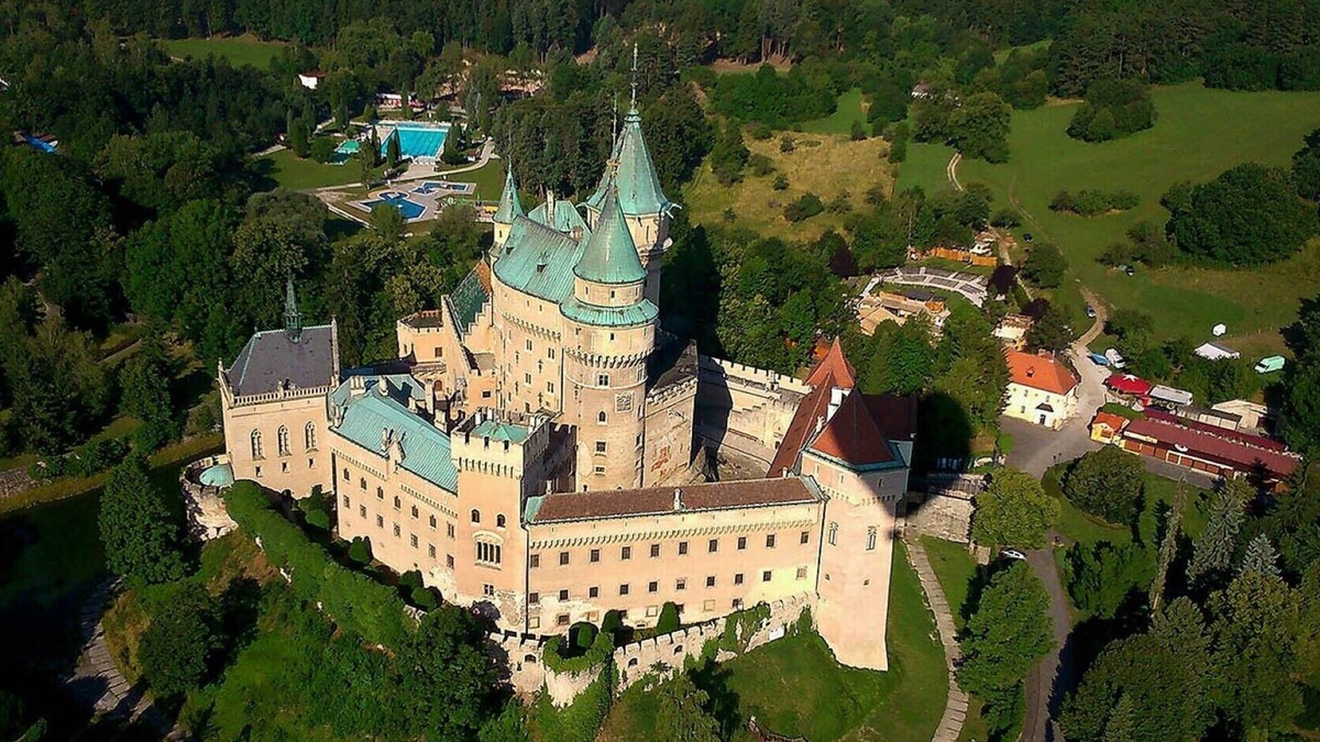 Bojnice Hotel | Penzión DRUŽBA Bojnice
