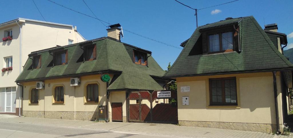 Varin House | Penzión Weinerovka Varín