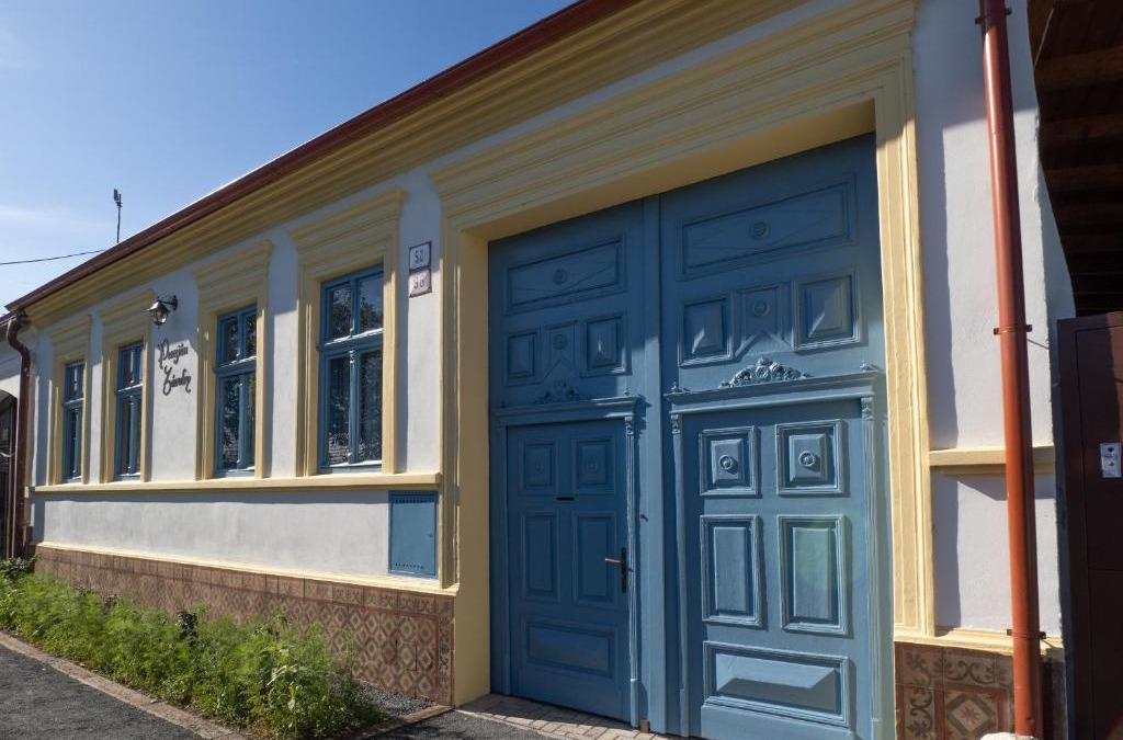 Smolenice House | Penzión Záruby