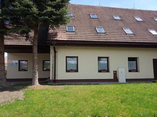 Liptovsky Trnovec House | Penzión Zátoka