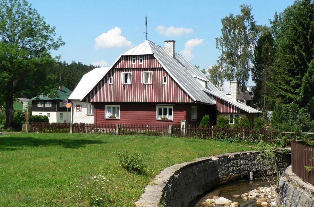 Harrachov House | Penzion Pod můstky