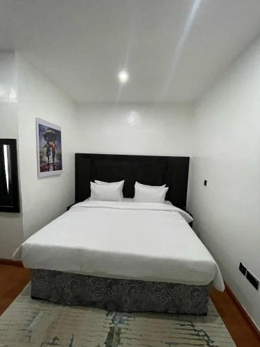 Lekki Hotel | PEPE Suites