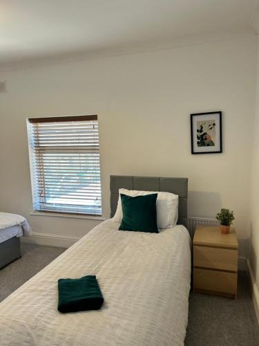Goole House | Percy House 3 bedroom contractor haven