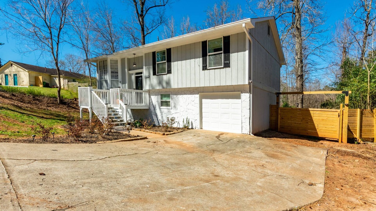 Lithonia House | Perfect 4 Bedroom Home with Hot Tub and Amazing Yard Space!