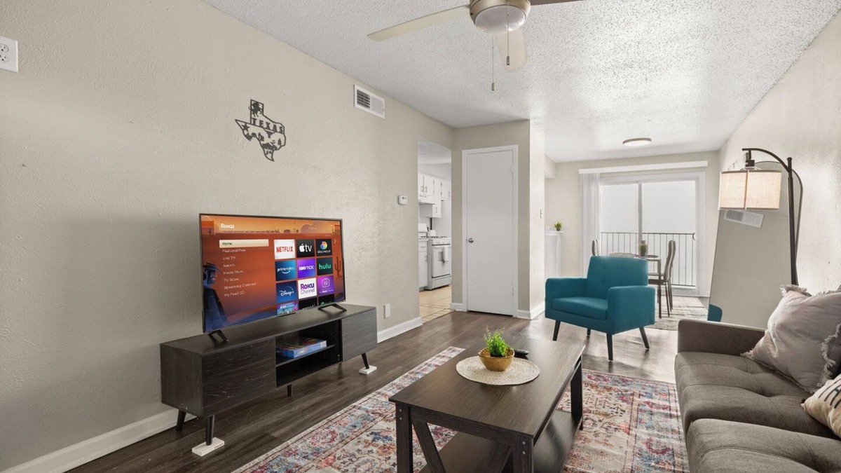 South Manchaca Apartment | Perfect Austin Escape – 2BR Sleeps 6, Free Parking