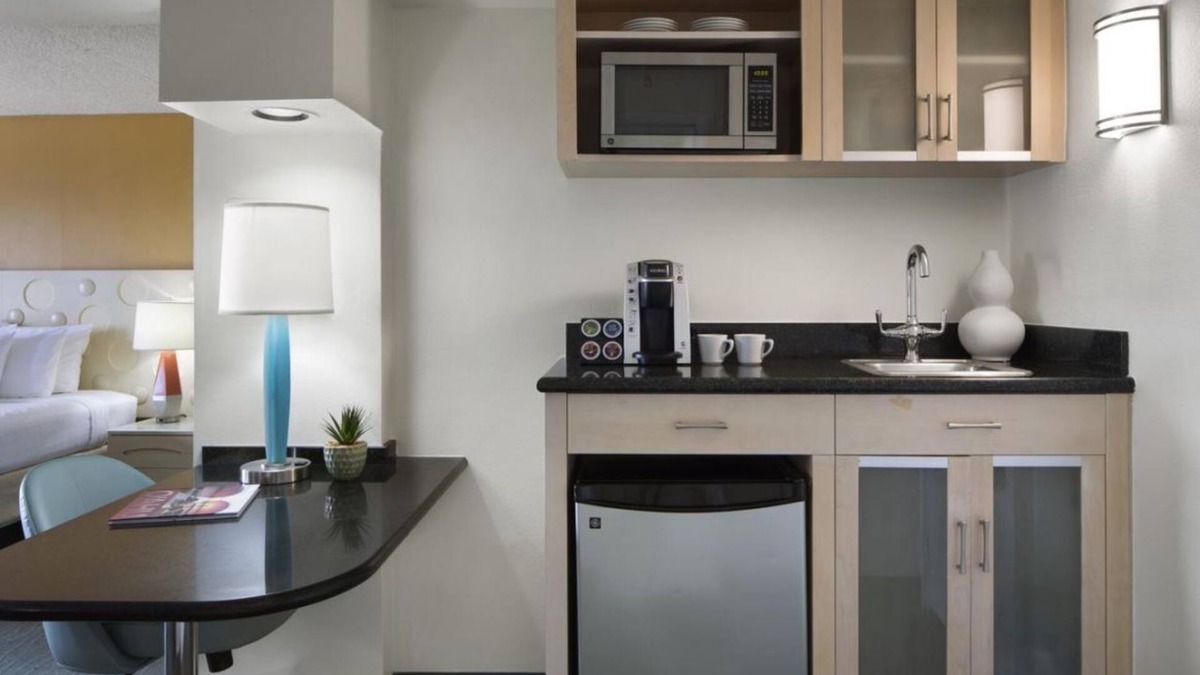 Waikiki Hotel | Perfect Beach Getaway! 3 Modern Units, Pool, Near Saint Augustine by-the-Sea