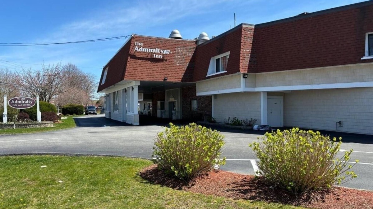 Teaticket Hotel | Perfect Cape Cod Stop – 3 Units Near Ferry Terminal & Downtown Falmouth
