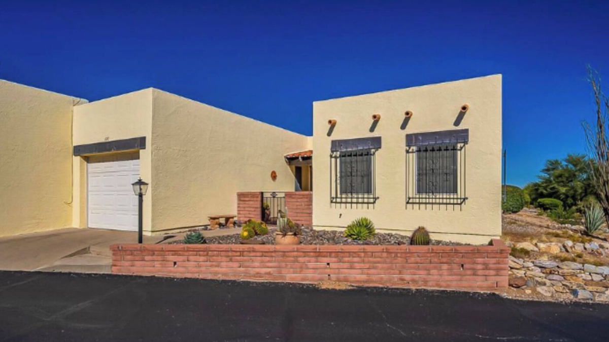 Continental Vistas House | Perfect Desert Escape