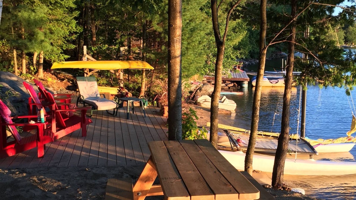 Algonquin Highlands Cottage | Perfect Family Getaway - Sun, Sand, and Smiles