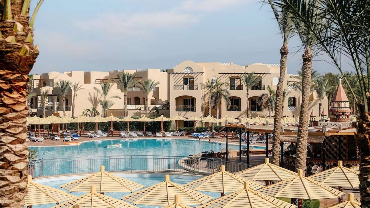Sharm El Sheikh Resort | Perfect Family Getaway l Waterpark, Pool, Private Beach & Theater Show