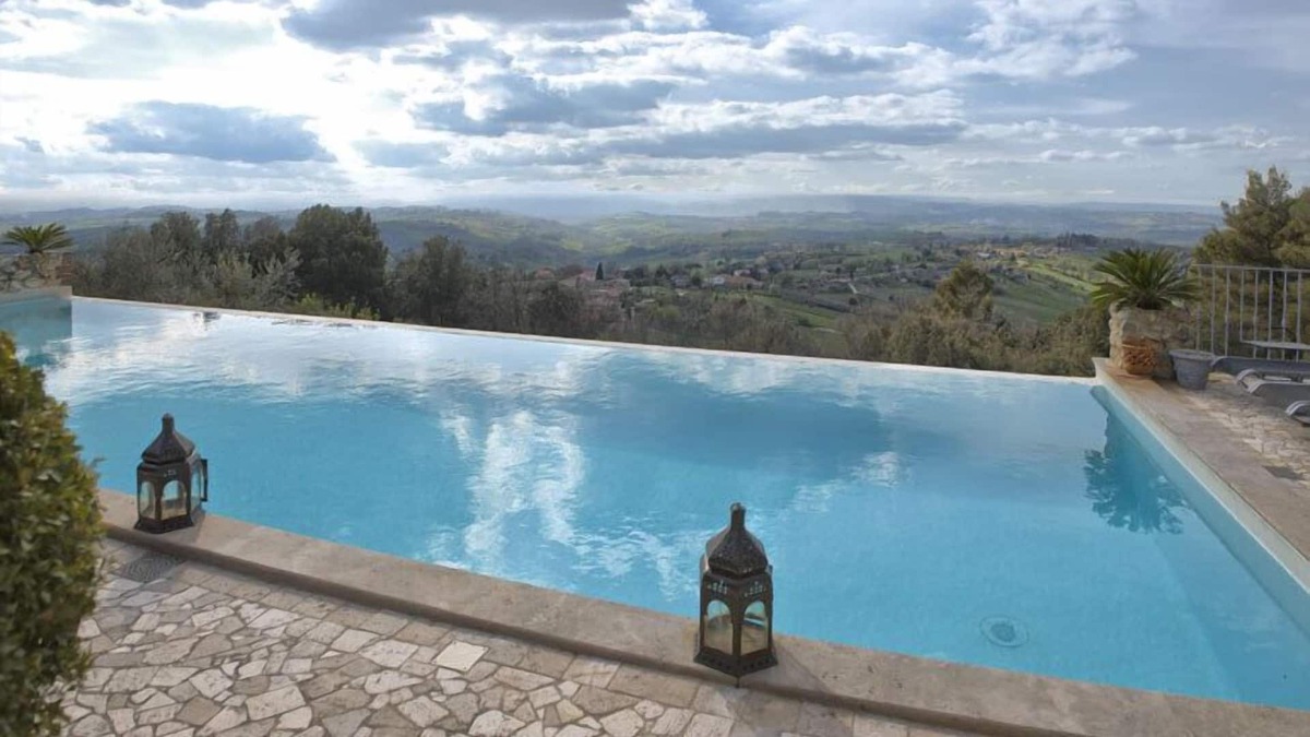Calvi di Umbria Villa | Perfect Family Friendly with Magnificent Countryside Views for long stays