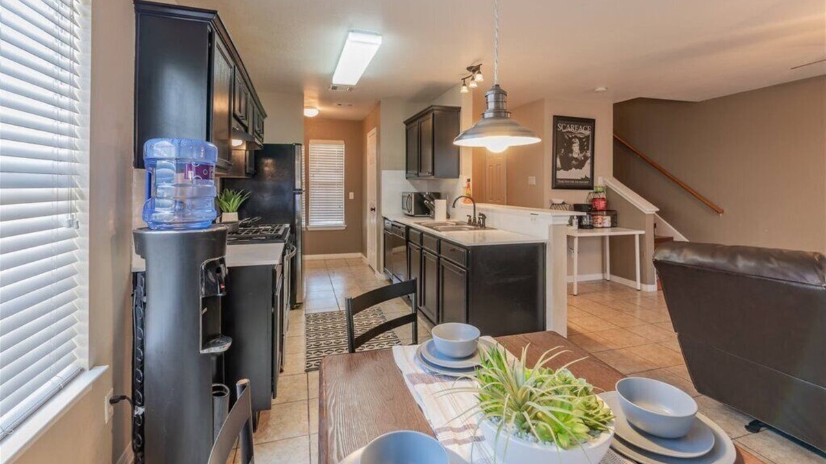 Franklin Park House | Perfect family or corporate! Downtown, UT, Domain and more