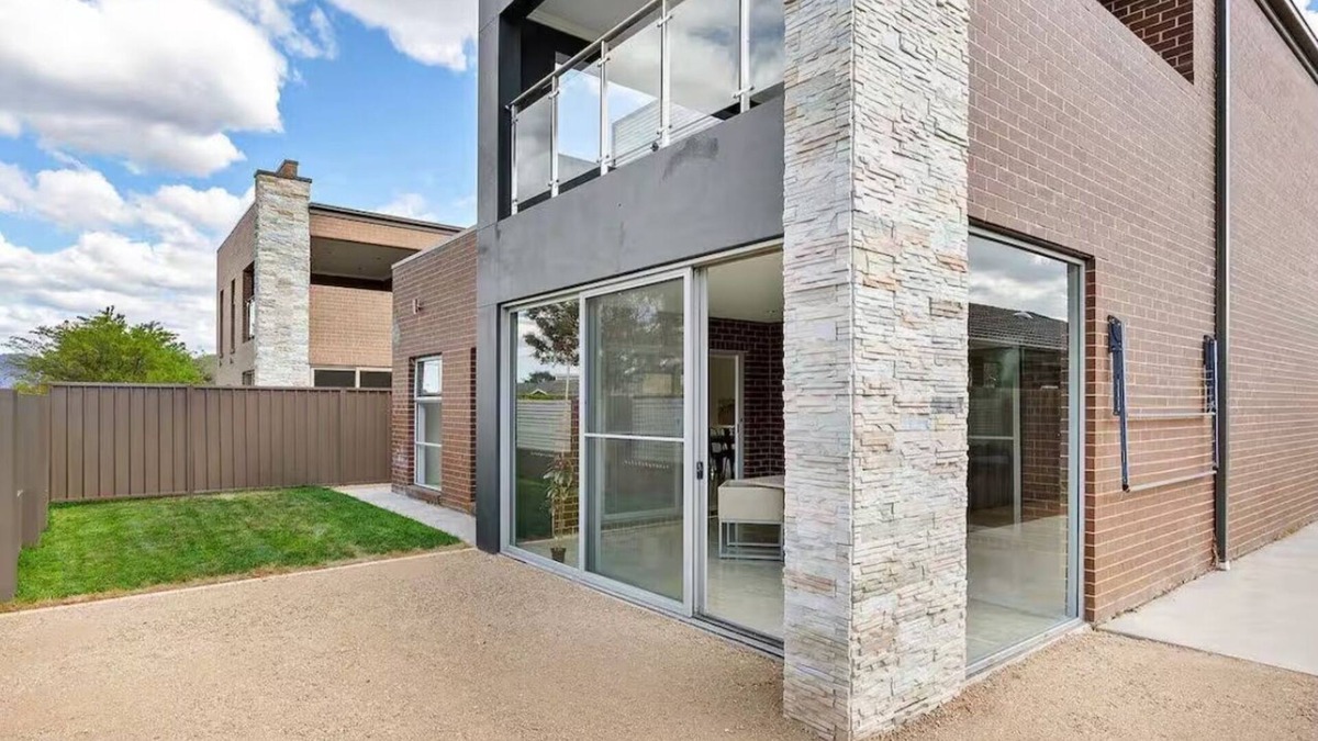 Franklin House | Perfect for Families! 6BR Home with Big Living Areas ,Outdoor Space &4 Bathrooms