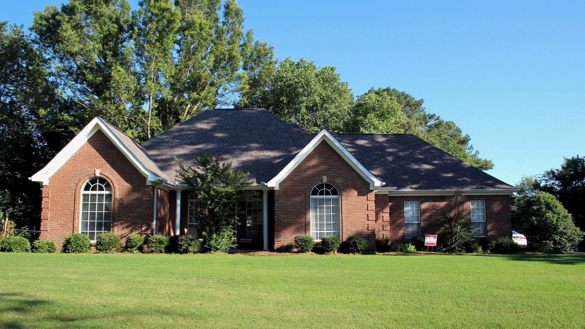 Oxford House | Perfect for Football Game Weekends: Spacious Home 6 Miles from Ole Miss!