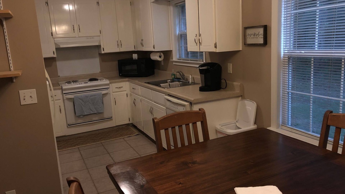 Daleville House | Perfect for Graduation or extended stay.