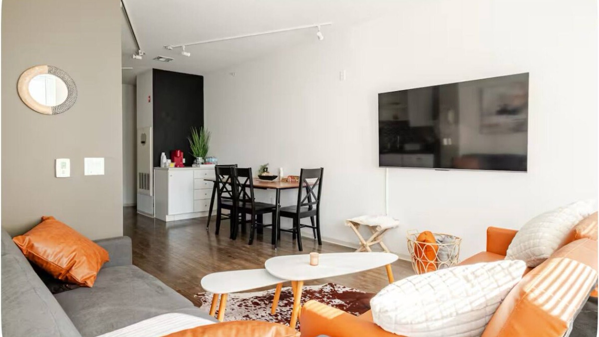 Everett Condo | 📚 Perfect for Tufts or Harvard Visits - Quiet + Clean ✅