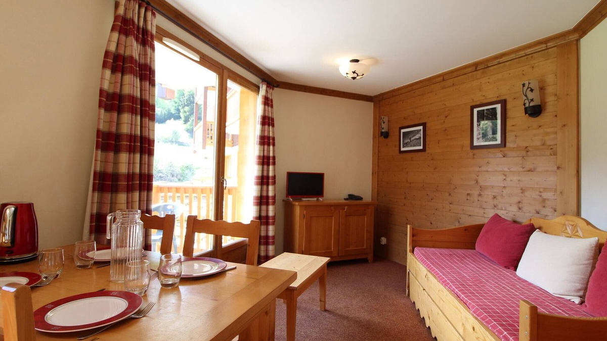 Val Cenis Apartment | Perfect Ski Apartment: 4 Guests, Ski-in/Ski-out with Pool Access