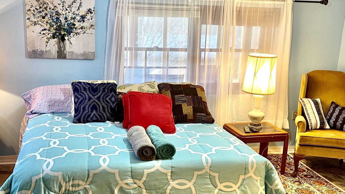 Radcliff Apartment | Perfect getaway and 4 minutes to Fort KnoxQuiet, safe with a beautiful garden