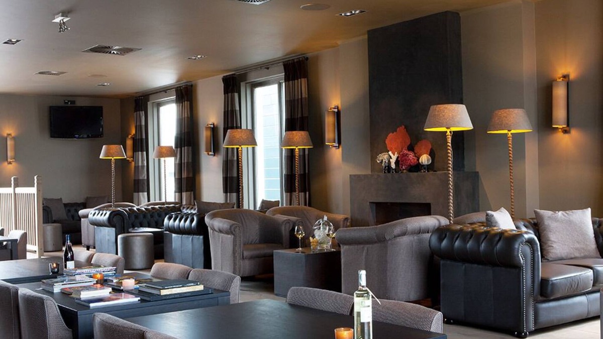 Municipality of Huizen Hotel | Perfect Group Getaway | 3 Spacious Units for Fun-Filled Adventure & Relaxation