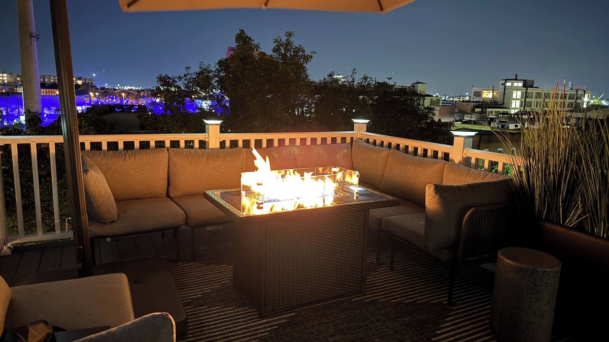 Canton House | Perfect Group getaway, 4BR/3BA, Rooftop & Theater in walkable Canton