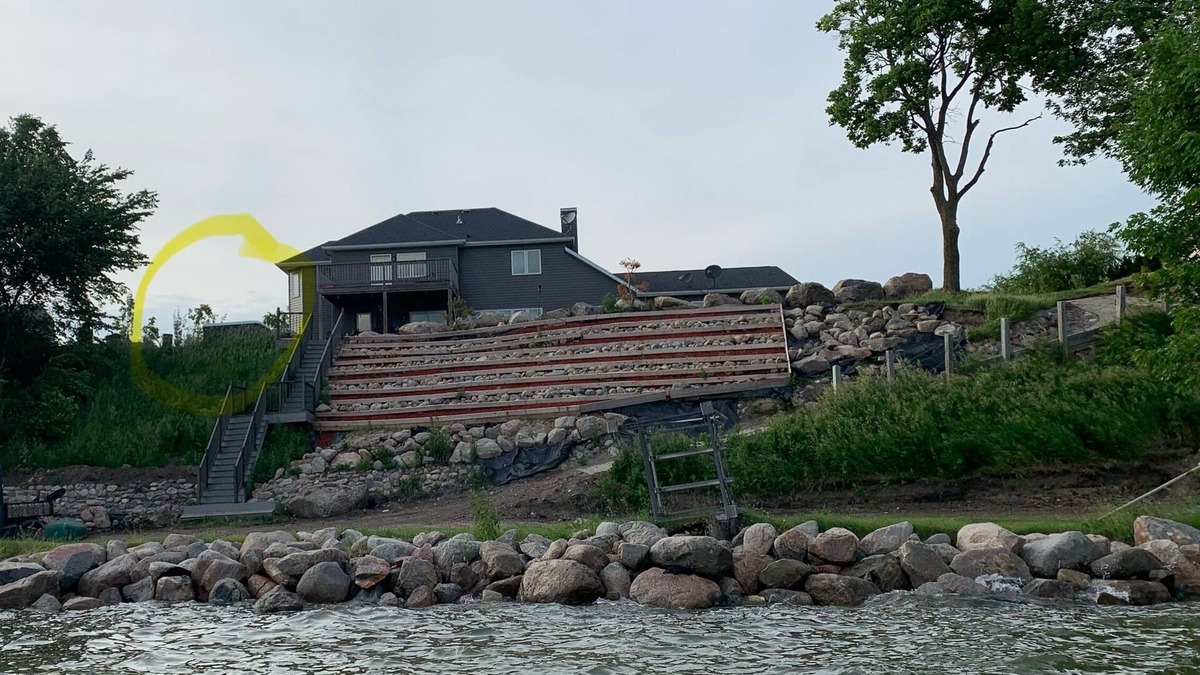 Pelican Rapids House | Perfect Lake Getaway