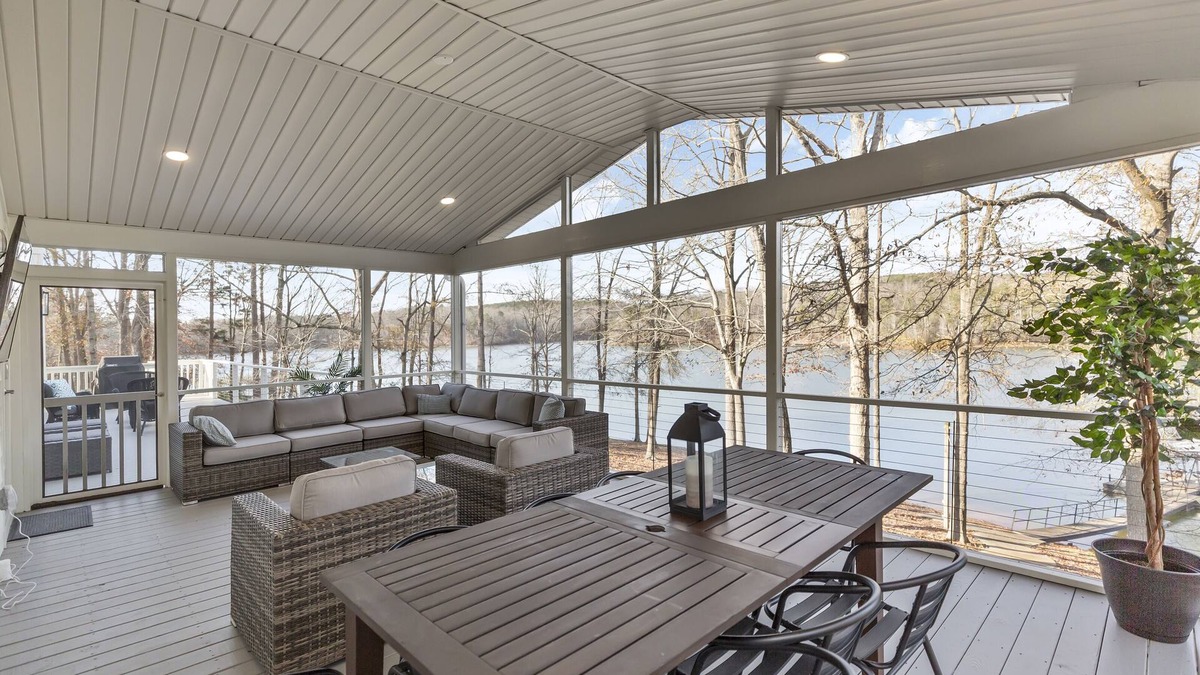 Seneca House | Perfect Lake Hartwell Getaway - Gorgeous Lake Views!