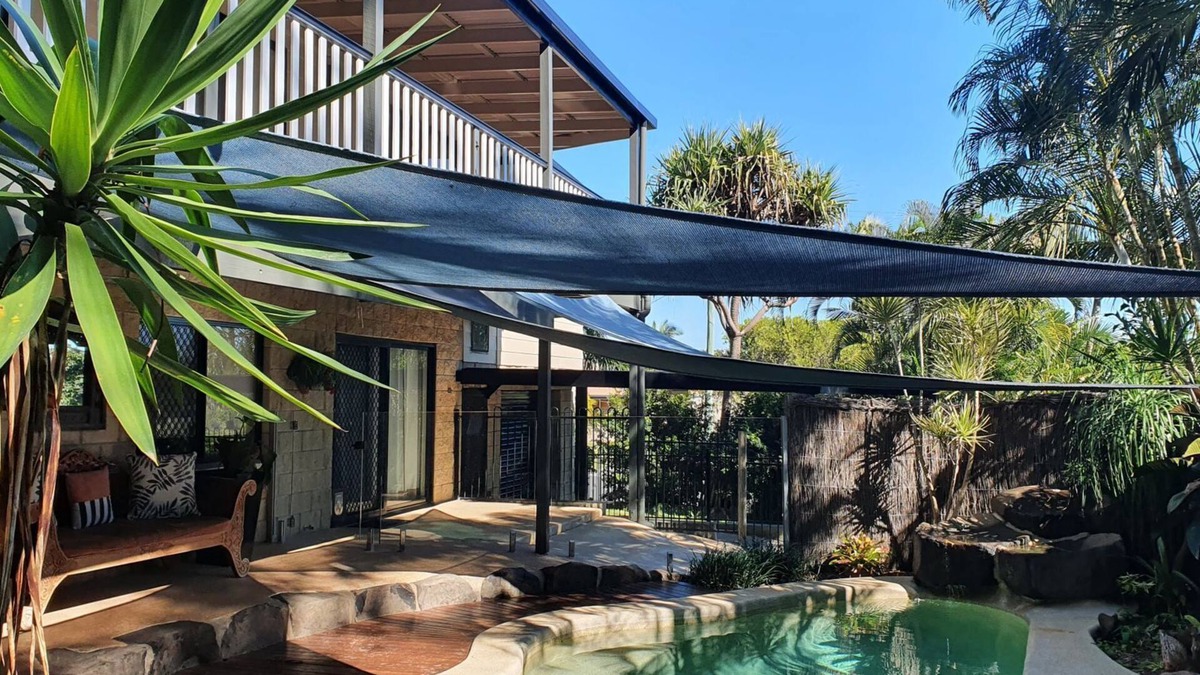 Rainbow Beach House | Perfect large 2 storey level home for 2 families with a pool.