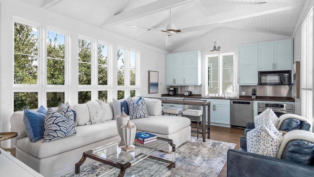 Seaside House | Perfect Layout for Two Couples. Beachside in the Middle of Seaside. Gulf View