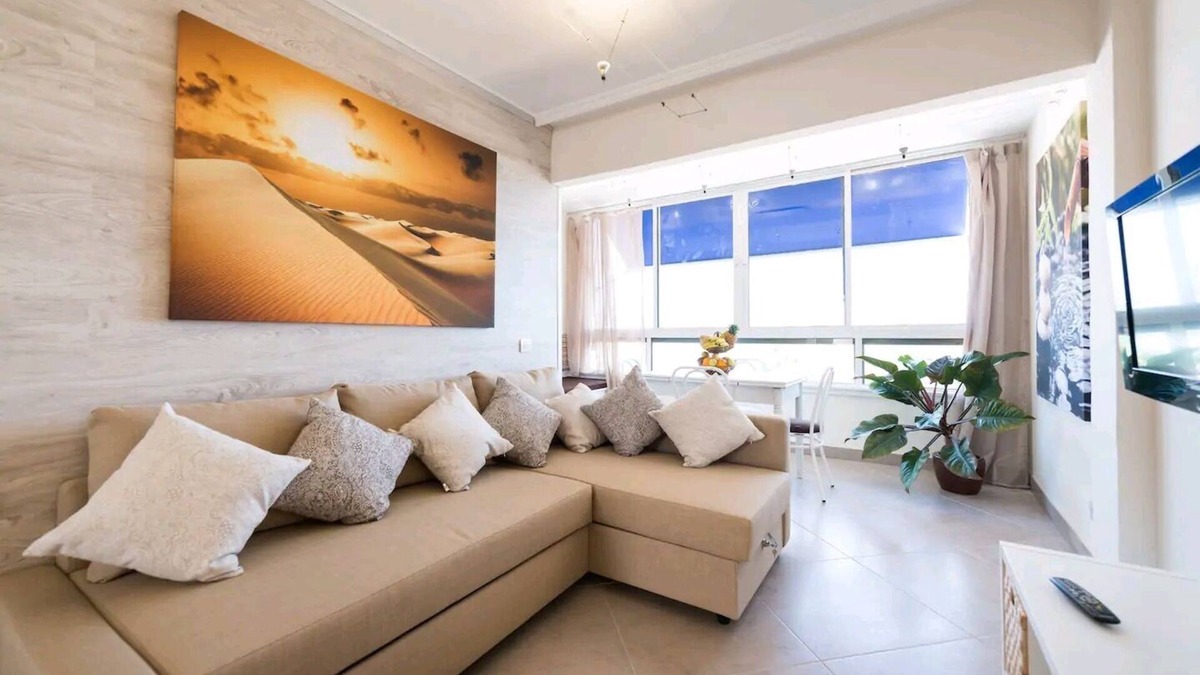 Playa del Ingles Apartment | Perfect location! Apartment . quiet, clean, central 517