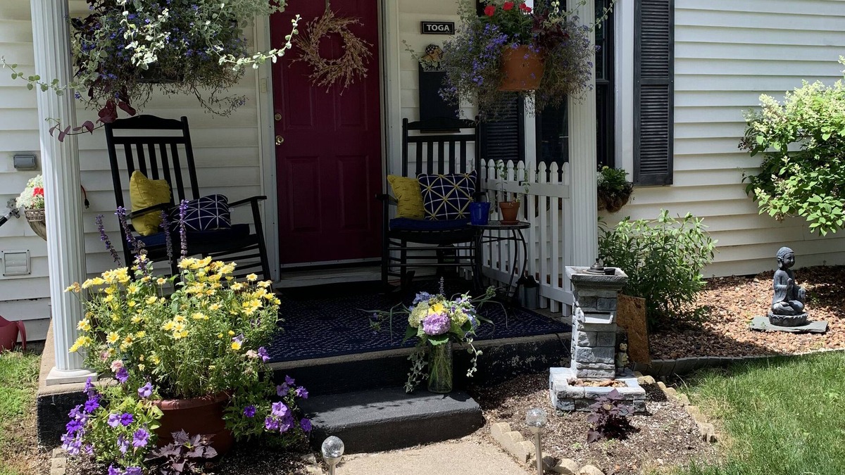 Saratoga Springs House | Perfect location for the track and downtown!