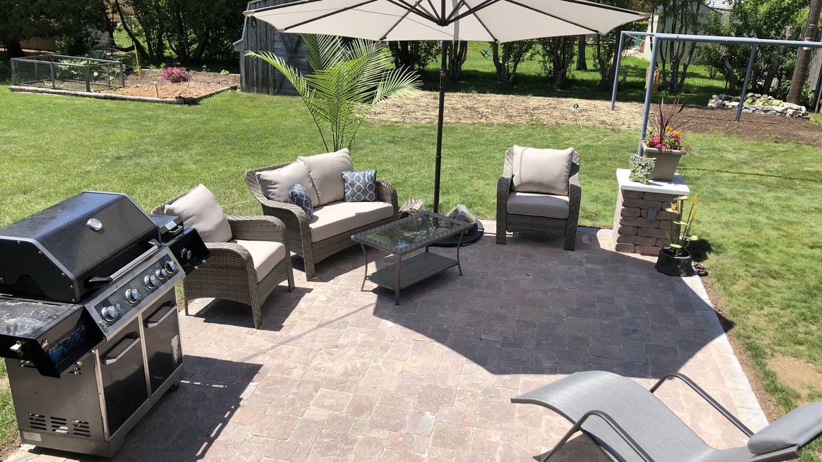 Green Bay House | Perfect location! Blocks from Lambeau Field.