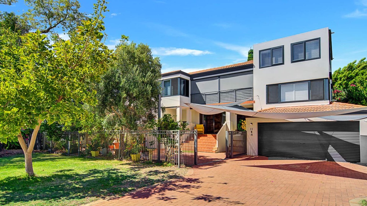 Como Apartment | - Perfect location - close to Perth, attractions and nature -