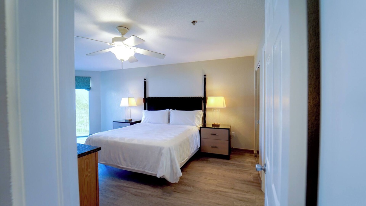 Crystal Harbour Resort | Perfect Location for Beach Getaway! 3 Relaxing Units w/Fantastic Island View!
