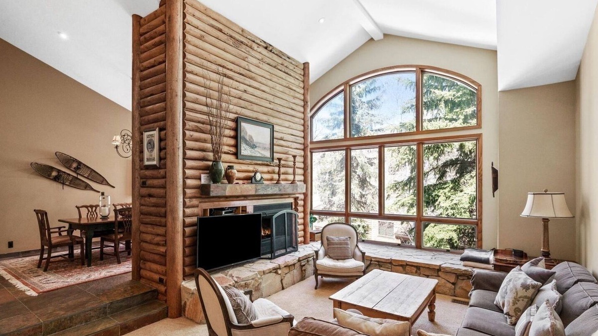 Deer Valley House | Perfect location for your ski vacation! Walk to PC Main Street or Deer Valley!