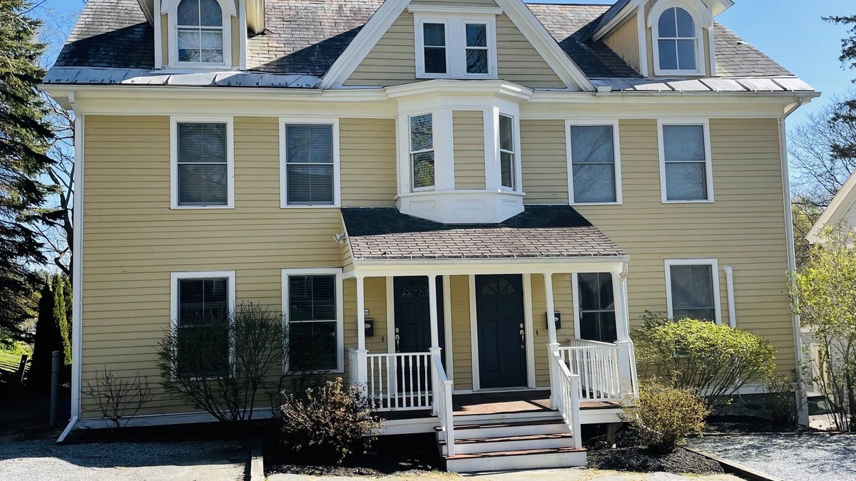 Lenox House | Perfect location in the heart of downtown Lenox
