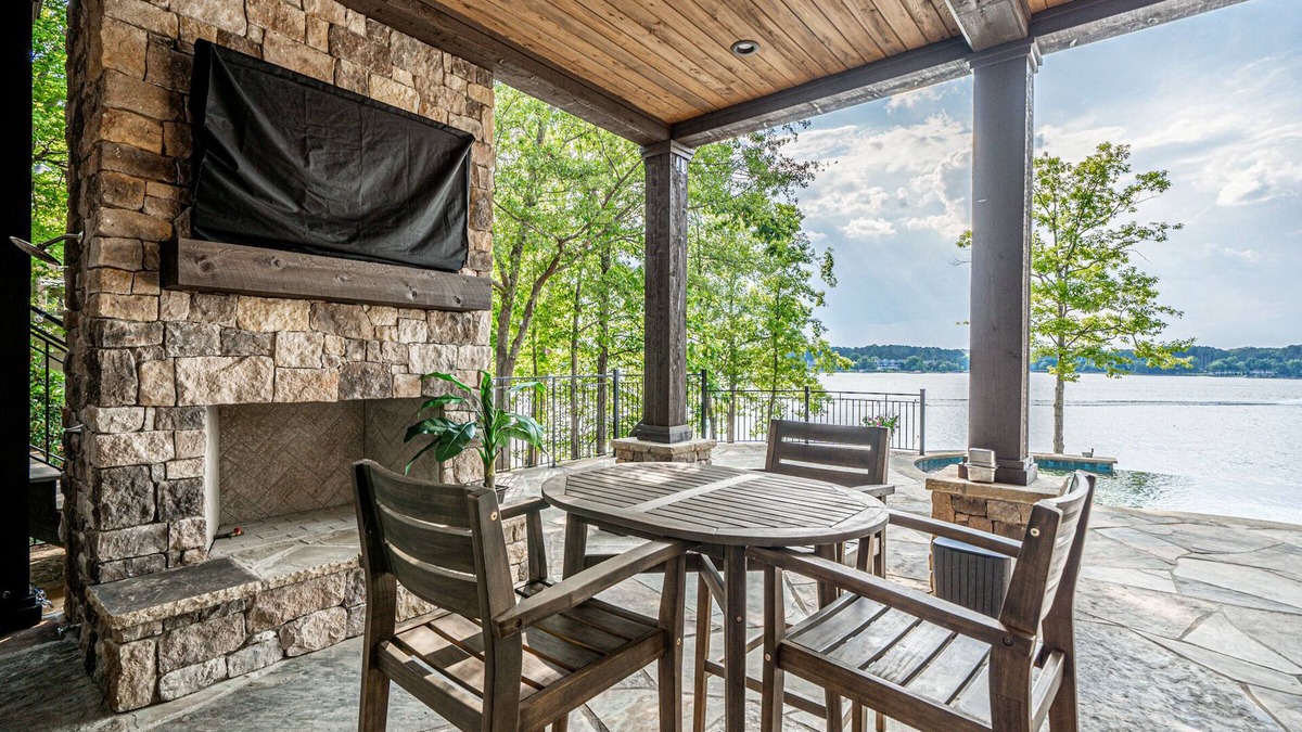 Lake Oconee House | Perfect Masters Retreat or Family Lakehouse for Extended Getaway