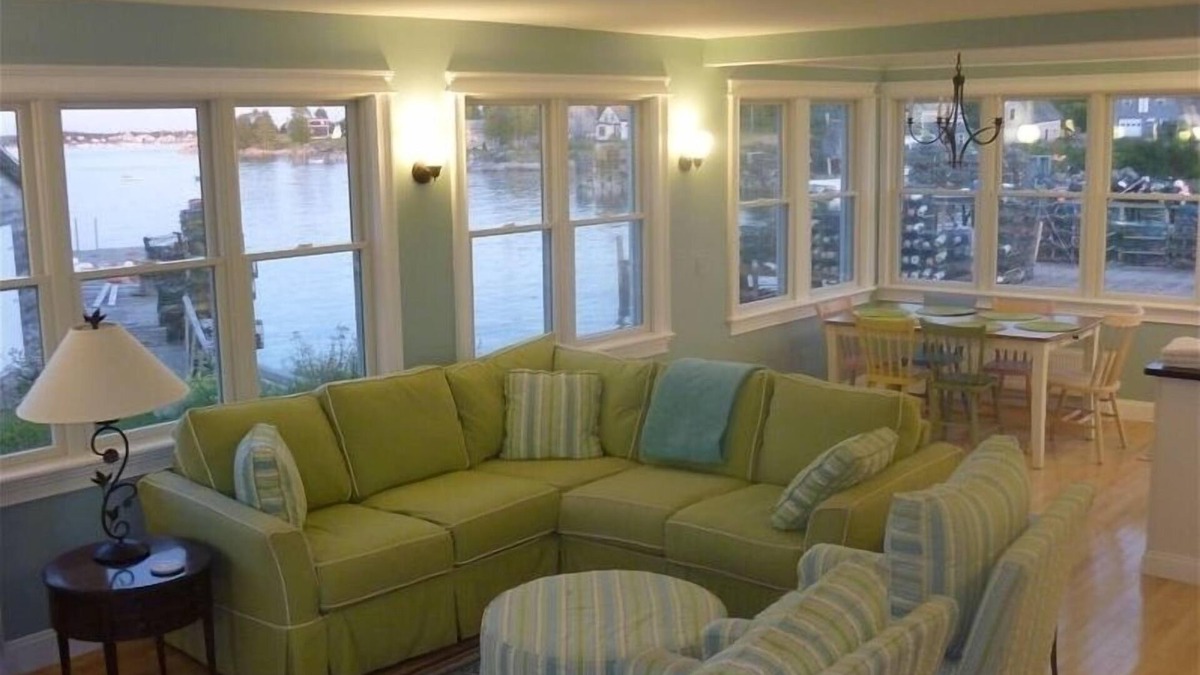 Beals House | Perfect Oceanfront 4 Bdrm, Car charger, ADA Accessible with Beautiful Views