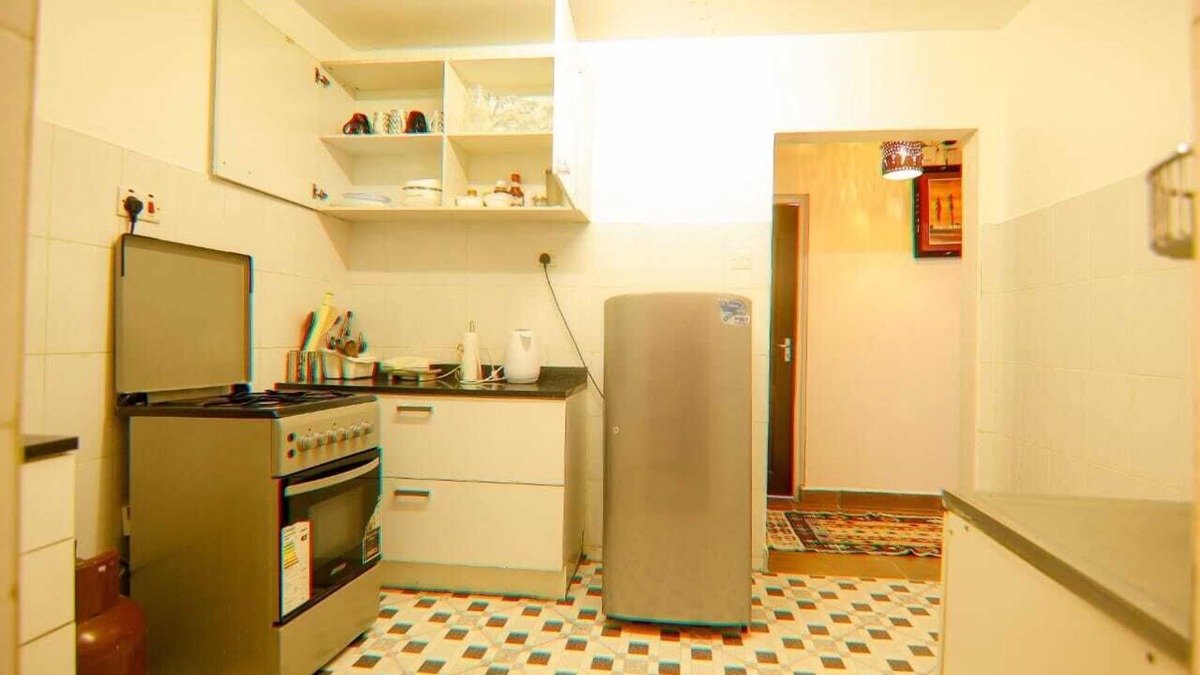 Hospital Apartment | Perfect Palm Condos-J12