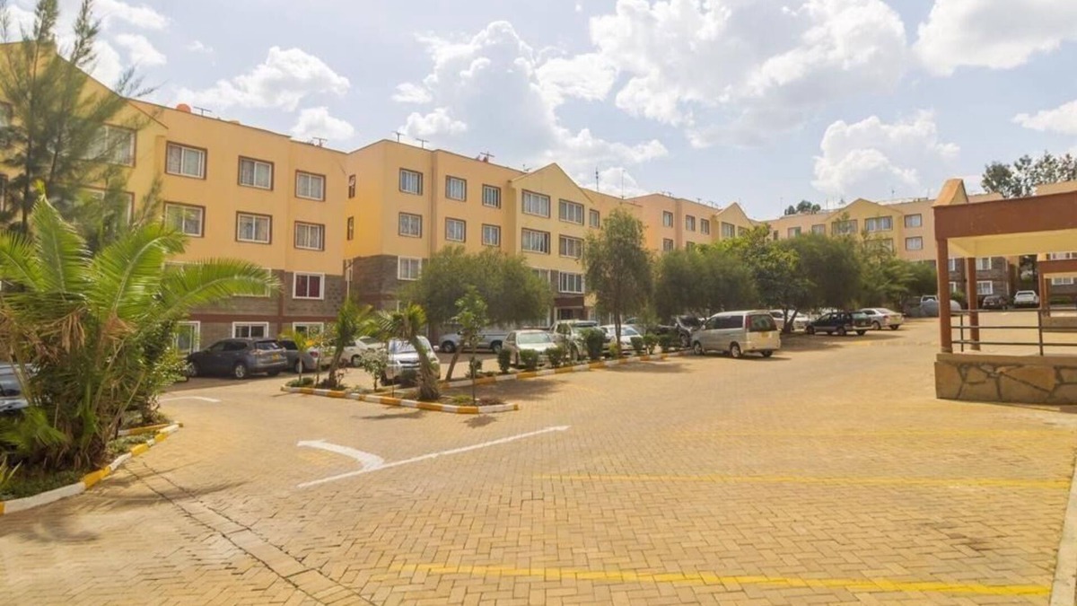 Hospital Apartment | Perfect Palm Condos- K11