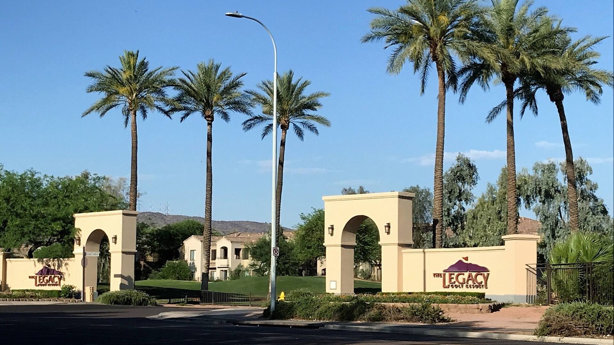 Legacy Resort | PERFECT PHOENIX LOCATION~ Beautiful RESORT & King Bed CONDO~ Amenities ++ !!
