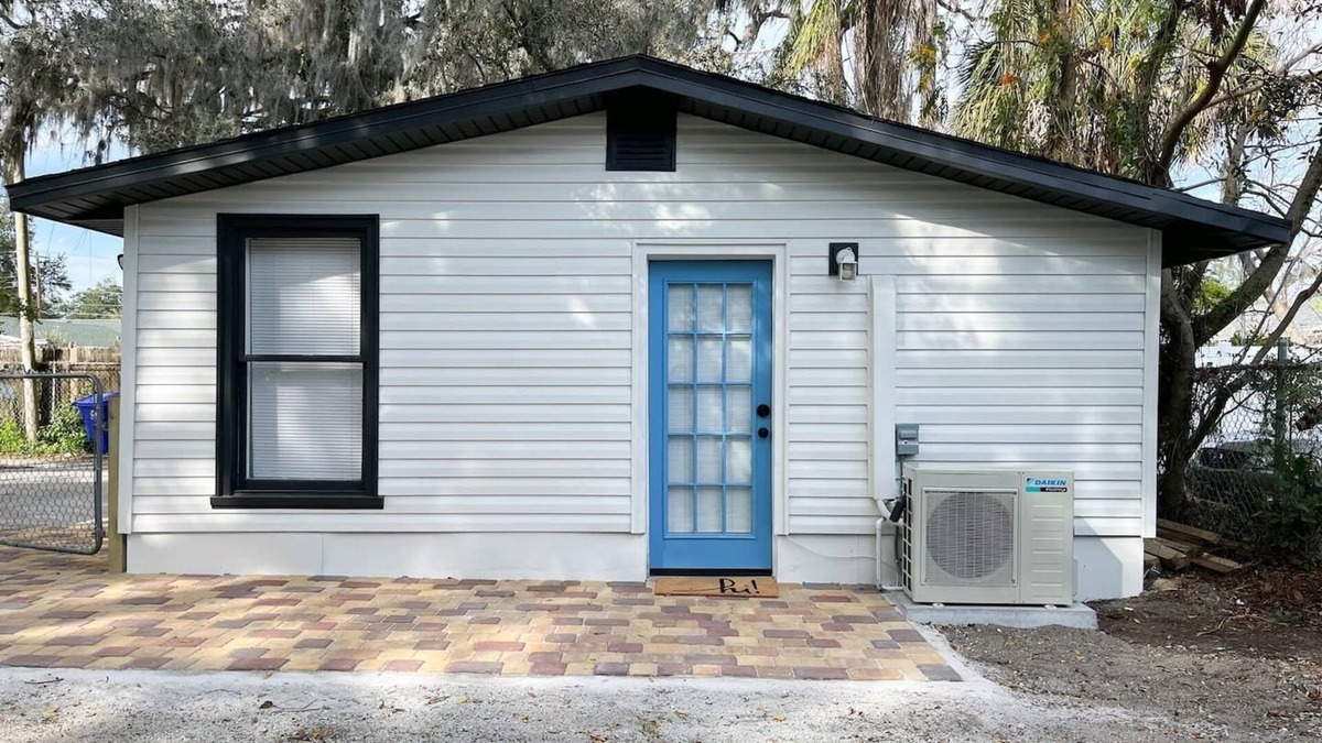 Dixieland House | Perfect place for those seeking peace and privacy!
