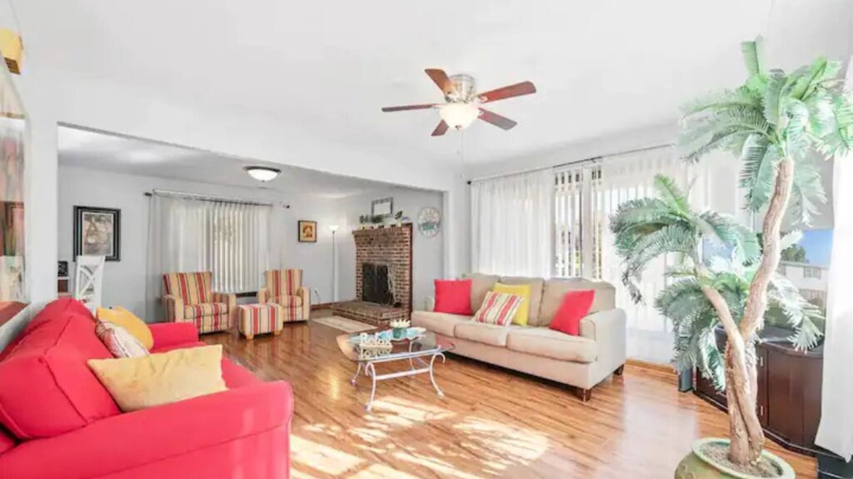 Virginia Beach House | Perfect Private Getaway Minutes to Virginia Beach!