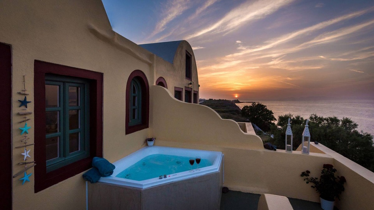 Kamari Villa | Perfect Santorini Villa | 2 Bedrooms | Michelangelo Beach Villa | Outdoor.