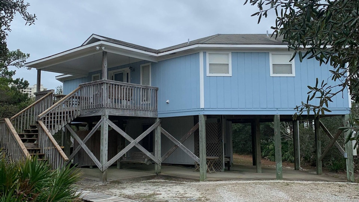 Fort Morgan House | Perfect snowbird getaway! Quiet community private beach. Monthly rates available