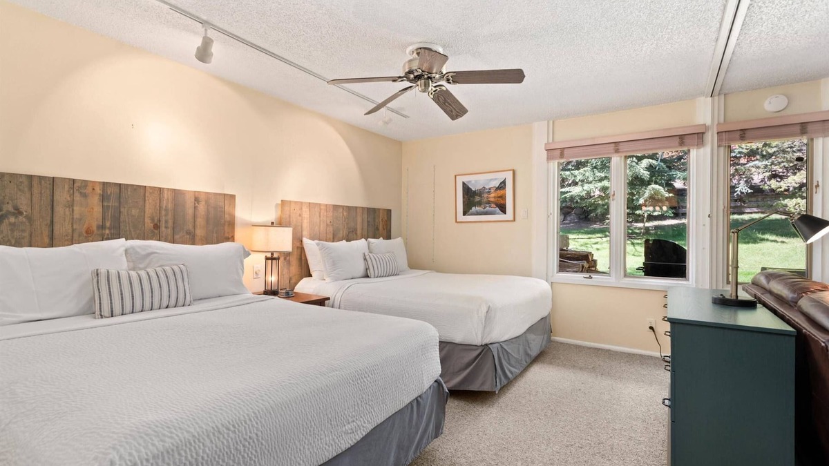 Snowmass Village Condo | Perfect Snowmass Getaway! Outdoor Pool & HT. Patio w/Grill. Walk to Shops, Hiking, Biking! Parking