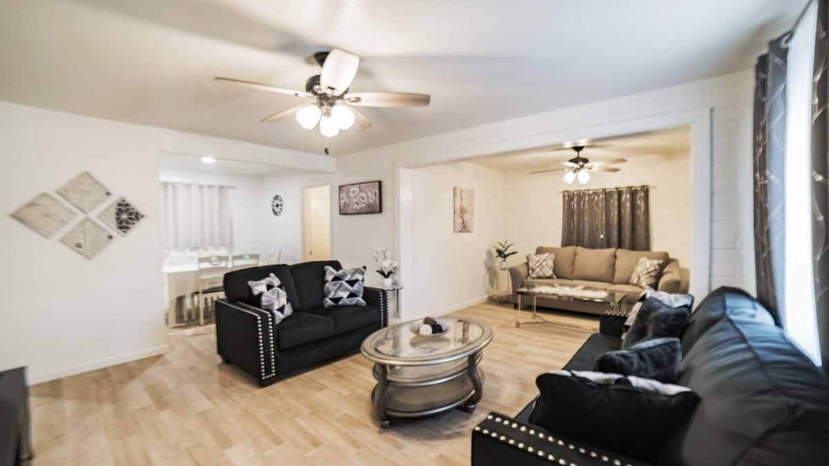 Yuma House | Perfect Sonoran Desert Private Getaway w/ Pool!
