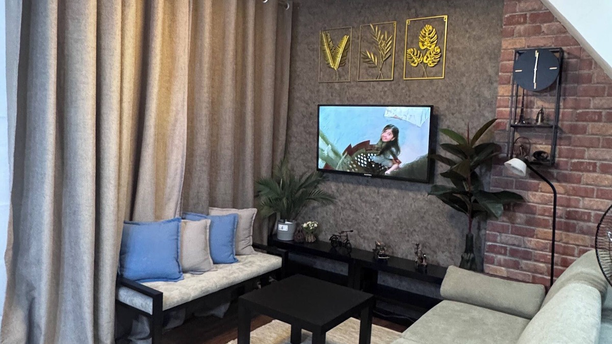 Subic House | Perfect Staycation for Family and Friends, near the Beach and Islands.